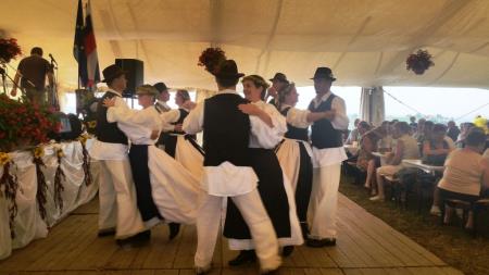 Na 19. tradicionalni prireditvi Pozdrav jeseni ob prazniku Marijinega vnebovzetja, veselo druženje Prlekov, Prekmurcev in Medžimurcev 23